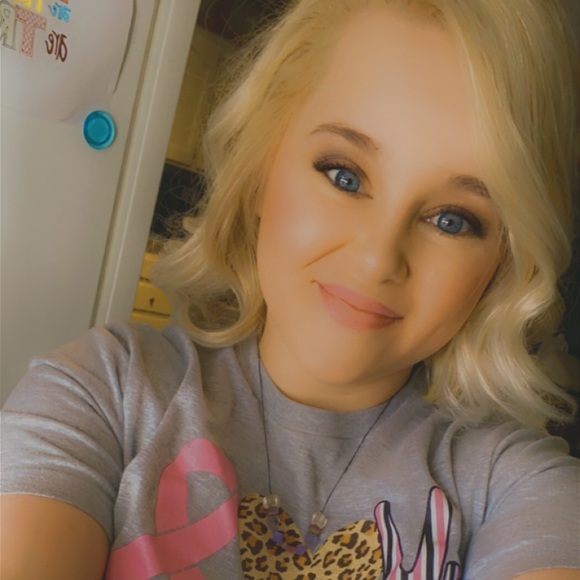 Meet your Posher, Torrie - Picture 1 of 1